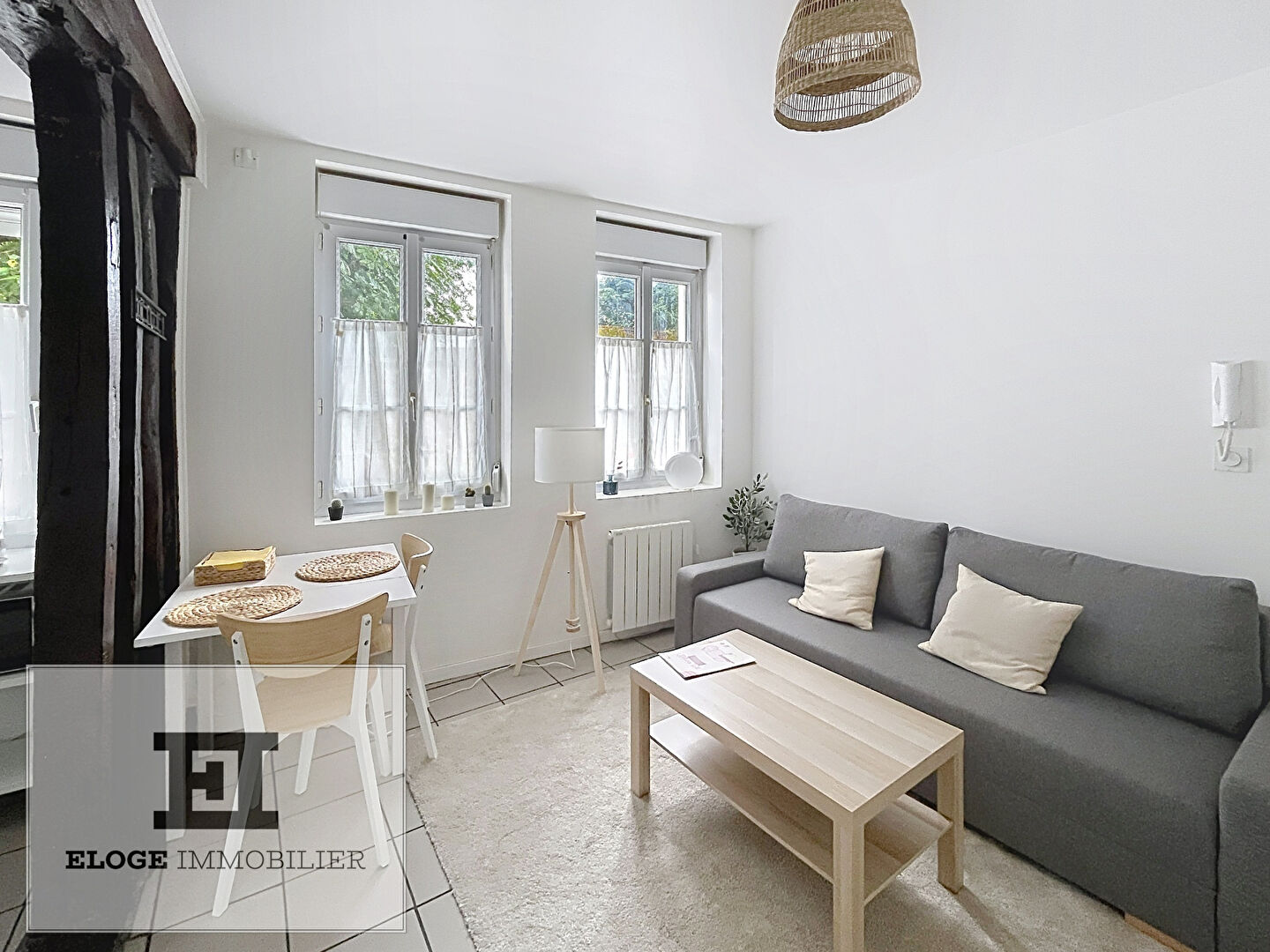 Appartement 1 pièce meublé de 25m² - Rouen droite - Secteur Donjon Jeanne d'Arc / Beauvoisine