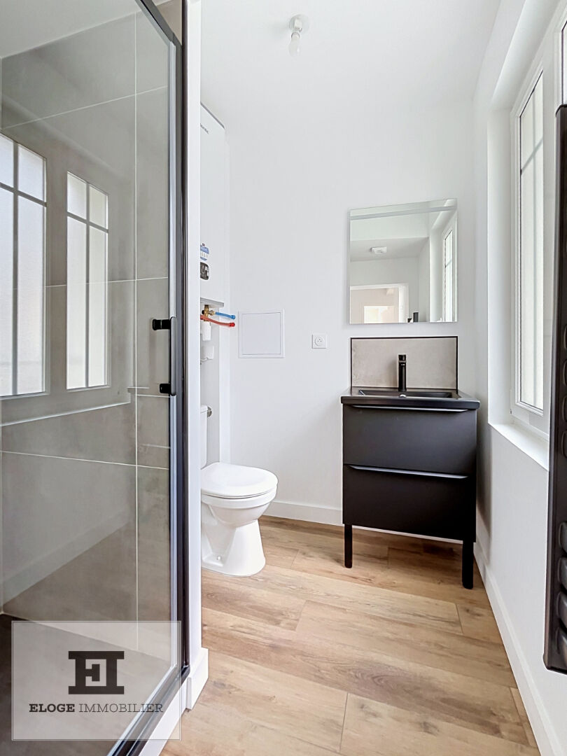 Appartement F1bis de 27m² entièrement rénové avec terrasse - Rouen droite - Secteur Place Beauvoisine