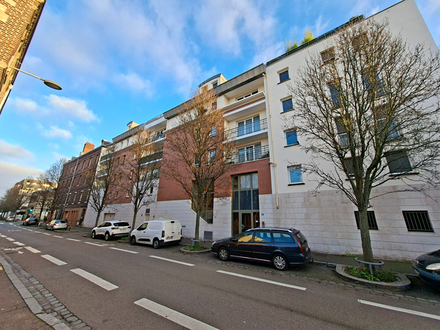 Appartement  t3 dernier étage, terrasse parking ascenseur