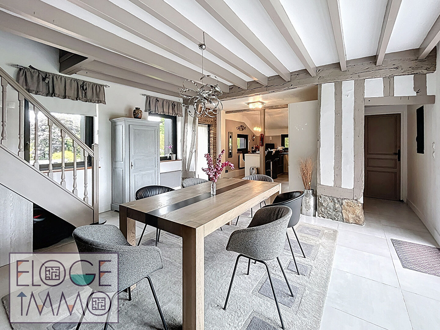 Ensemble Immobilier composé de 2 maisons sur 4200 m2 de terrain