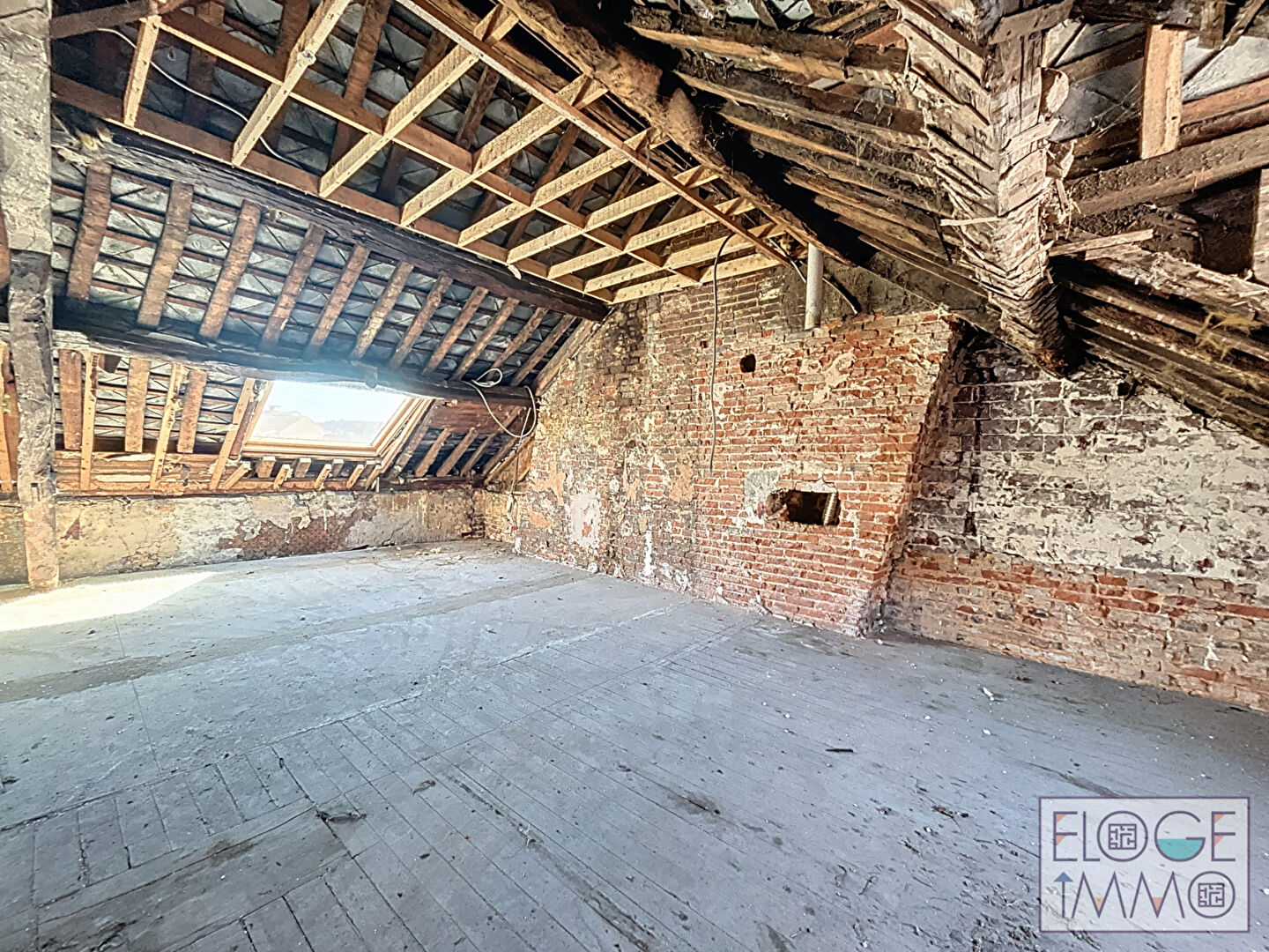 Immeuble à rénover centre darnétal avec jardin