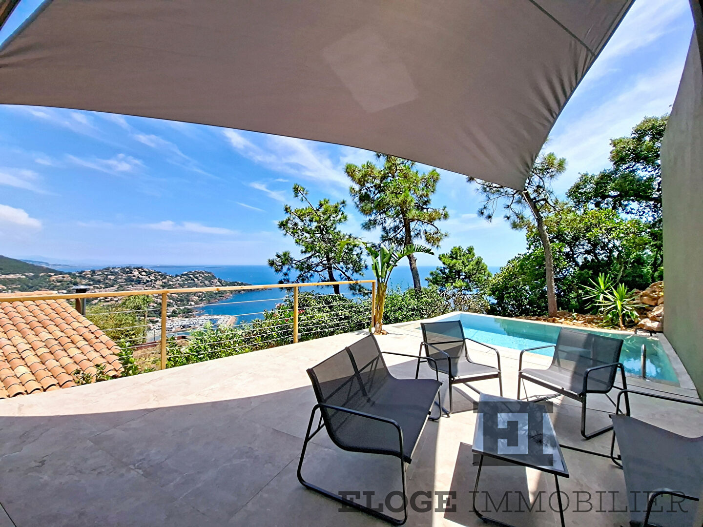 Villa d'exception avec vue mer panoramique  : Théoule-sur-Mer, Hameau de Miramar