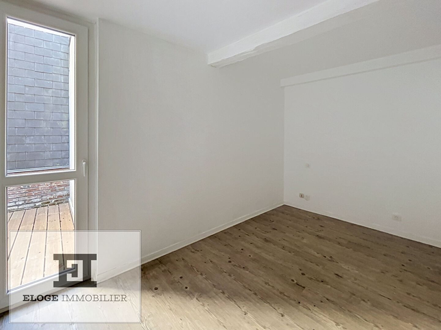 Appartement F2bis de 44.5m² rénové avec terrasse privative - Rouen droite - Secteur Vieux Marché