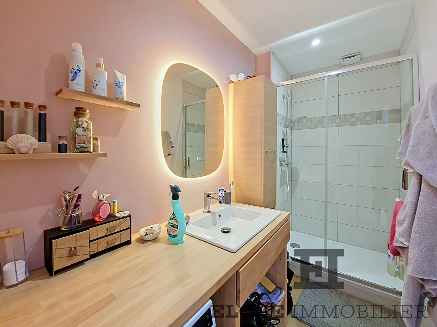 Appartement 2 pièces meublé de 40m² en duplex - Rouen droite - Secteur CHU / St Marc