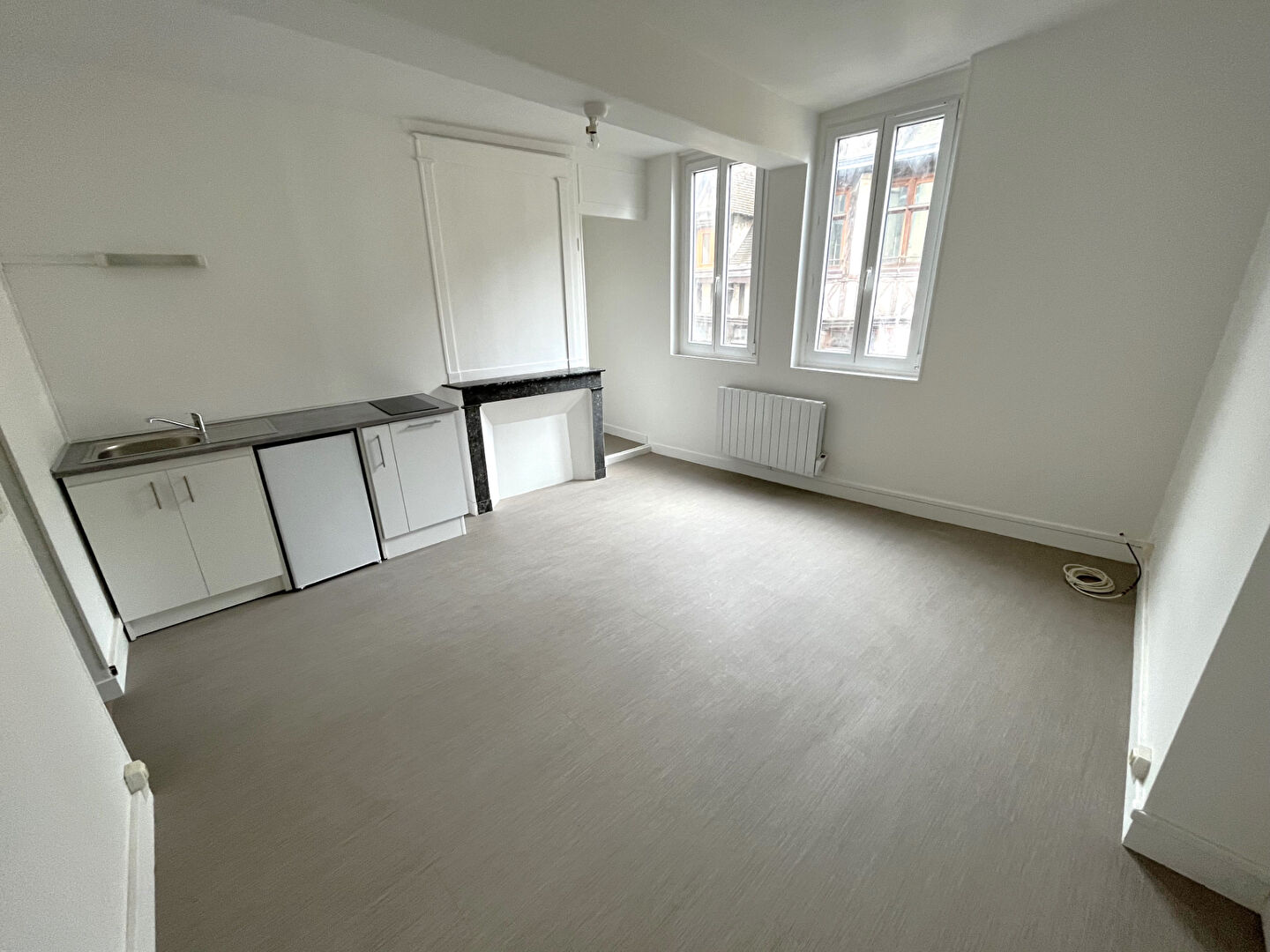 Appartement 1 pièce de 24m² entièrement rénové - Rouen droite - Secteur Beauvoisine / Hypercentre
