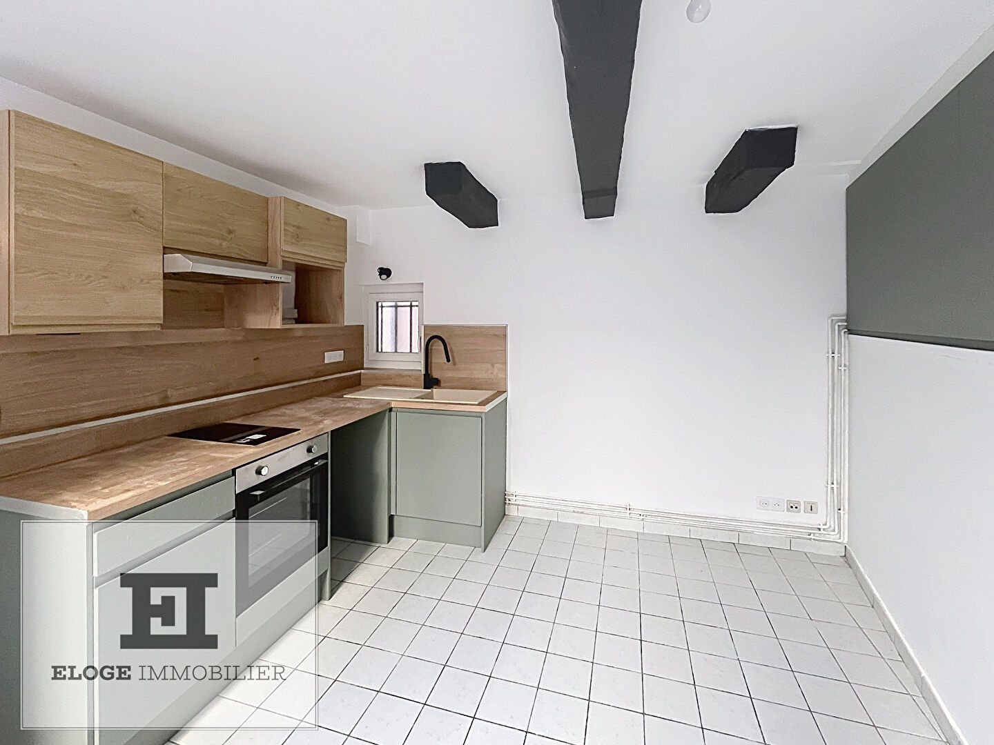 Appartement F2bis de 44.5m² rénové avec terrasse privative - Rouen droite - Secteur Vieux Marché