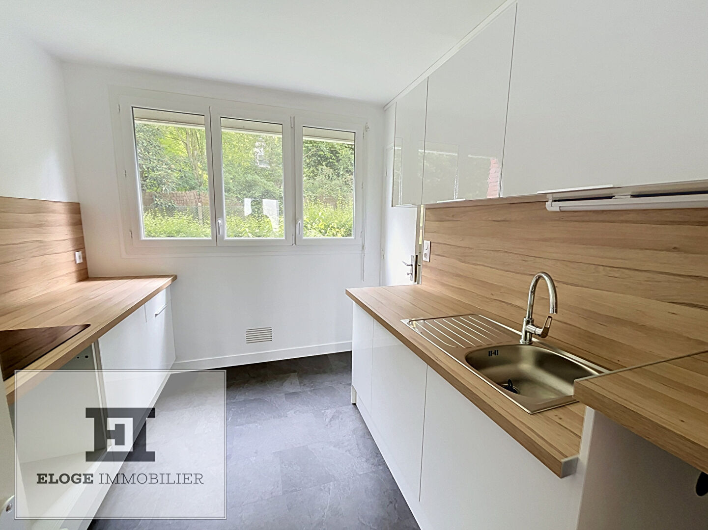 Appartement 4 pièces rénové de 80m² avec balcon et parking box - Rouen droite - Secteur préfecture
