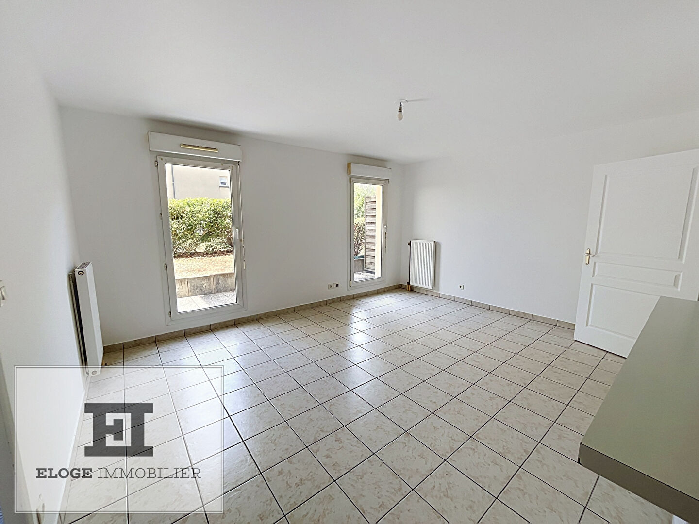 Appartement 2 pièces de 42m² avec terrasse et parking - Rouen gauche - Secteur Clinique Mathilde