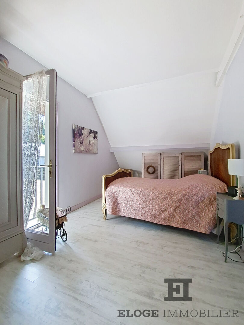 Authentique maison normande en briques 178 m² habitables à Vandrimare