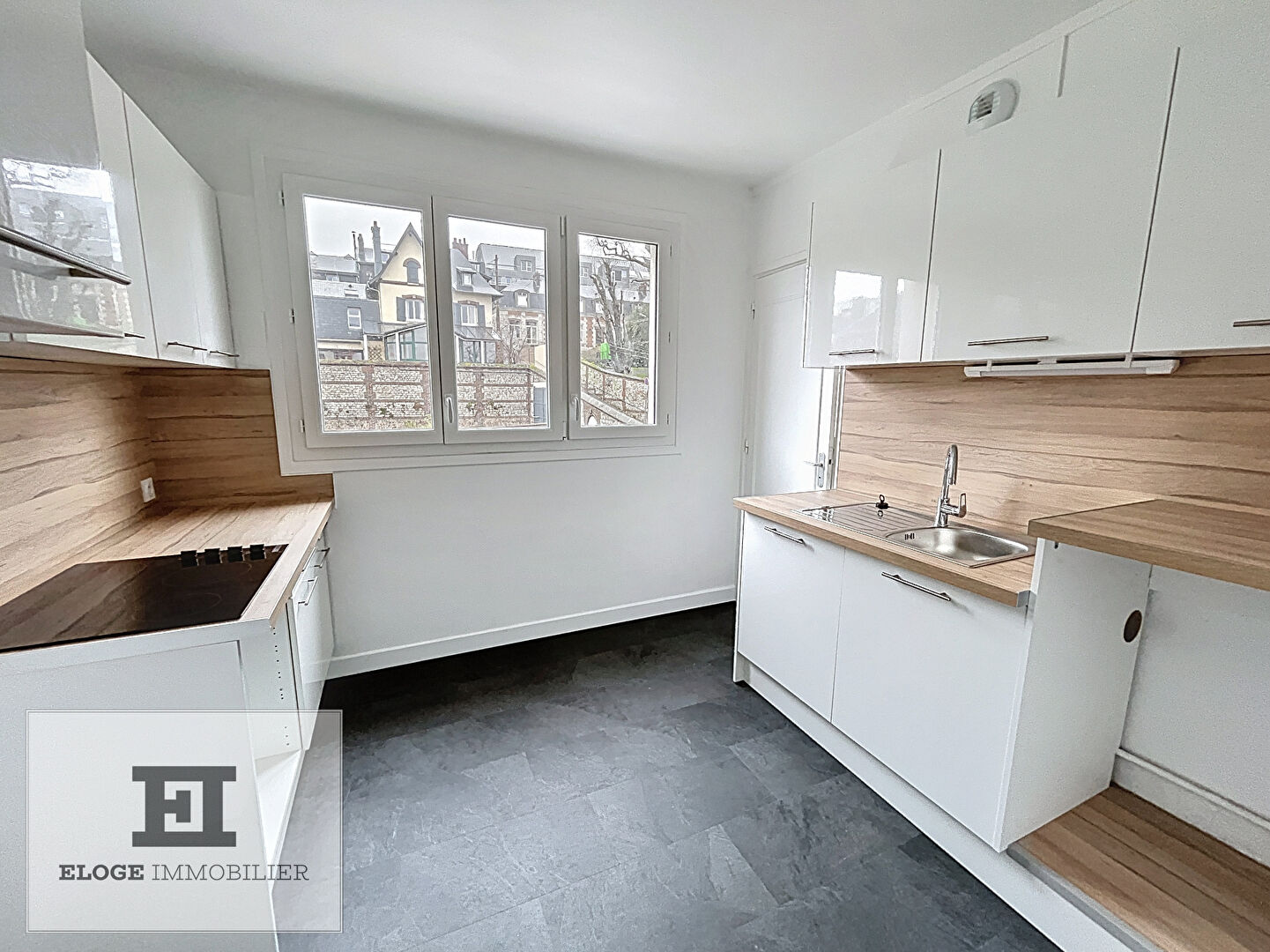 Appartement 4 pièces de 92m2 avec 3 chambres - Rouen Droite - Secteur Préfecture