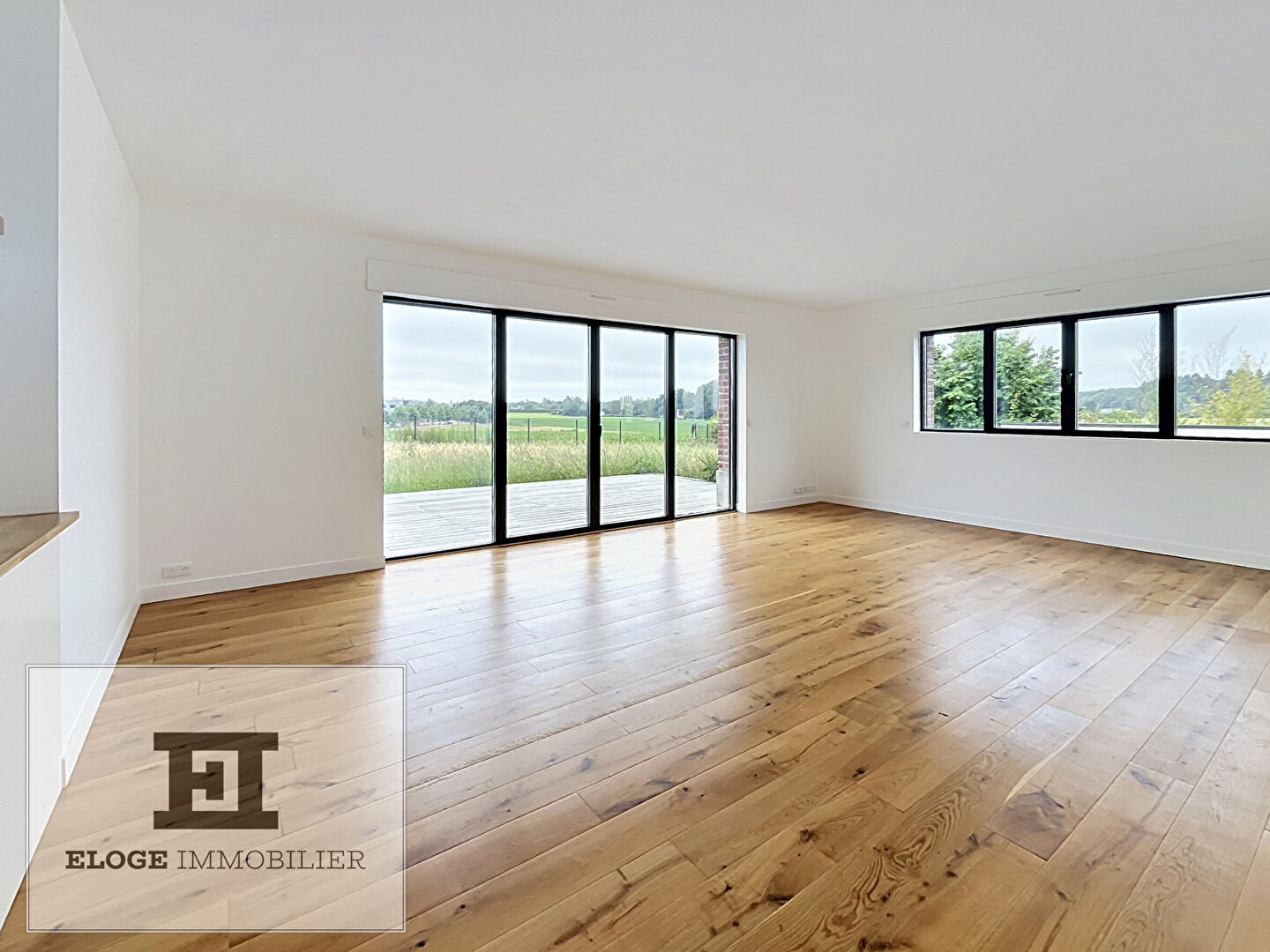 Maison individuelle récente 7 pièces de 145m² avec 5 chambres, jardin et garage - Isneauville