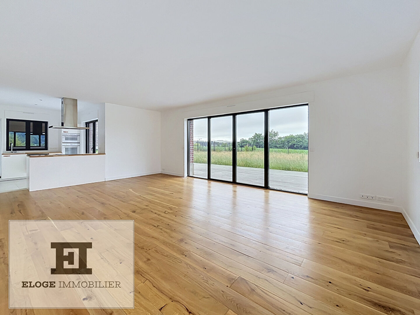 Maison individuelle récente 7 pièces de 145m² avec 5 chambres, jardin et garage - Isneauville
