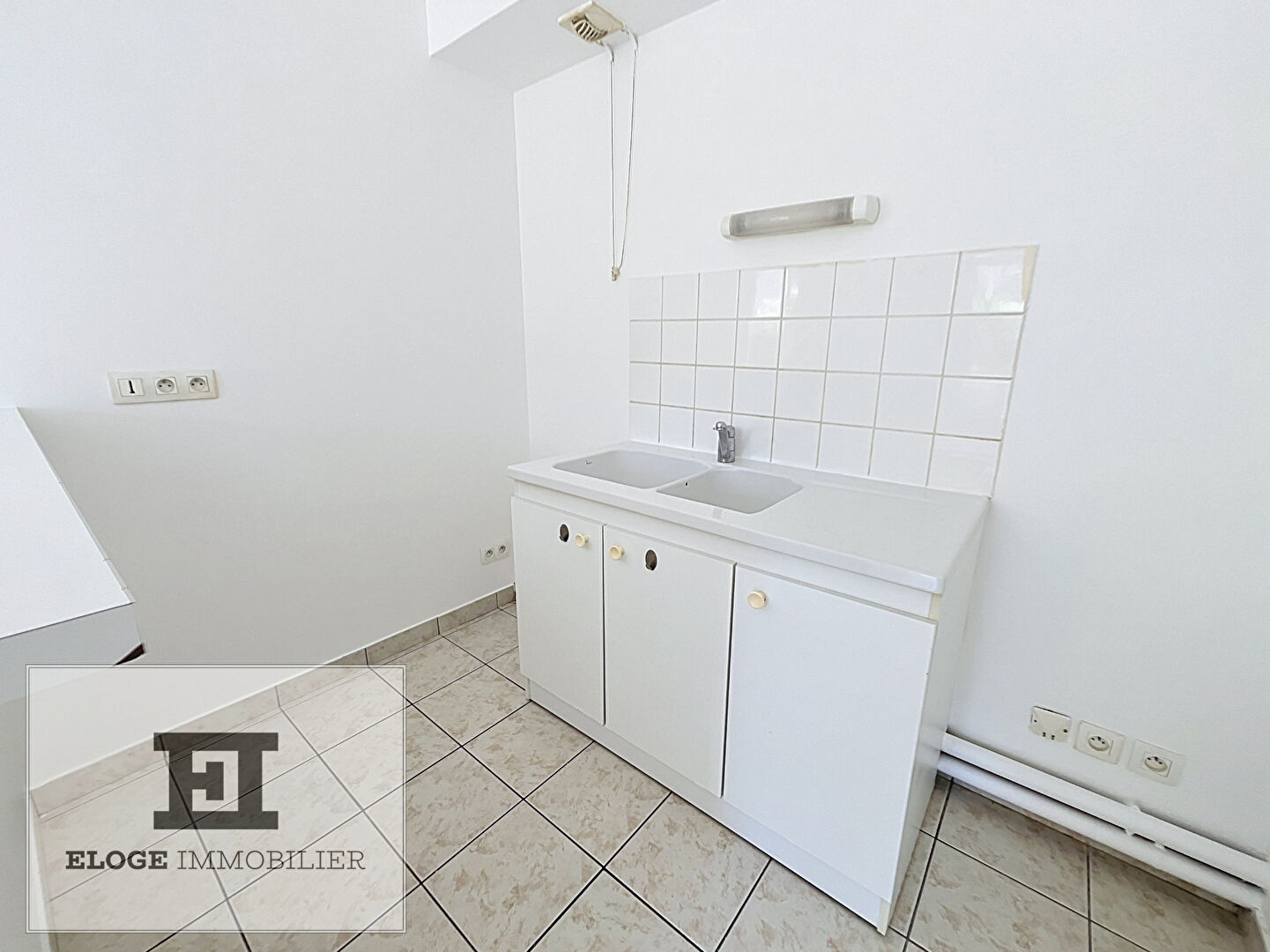 Appartement 2 pièces de 42m² avec terrasse et parking - Rouen gauche - Secteur Clinique Mathilde