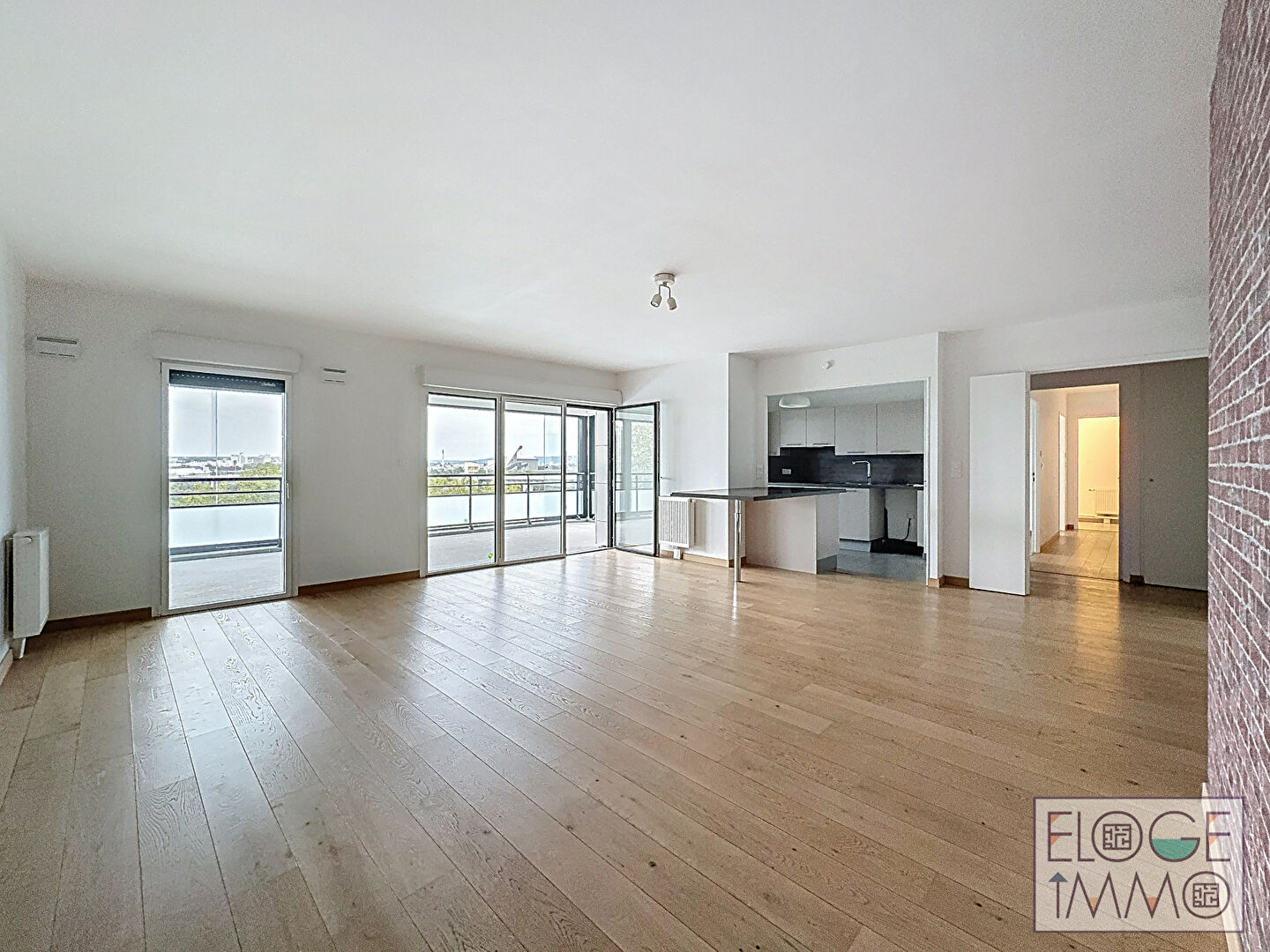 Appartement Rouen docks t4 contemporain avec grande terrasse couverte