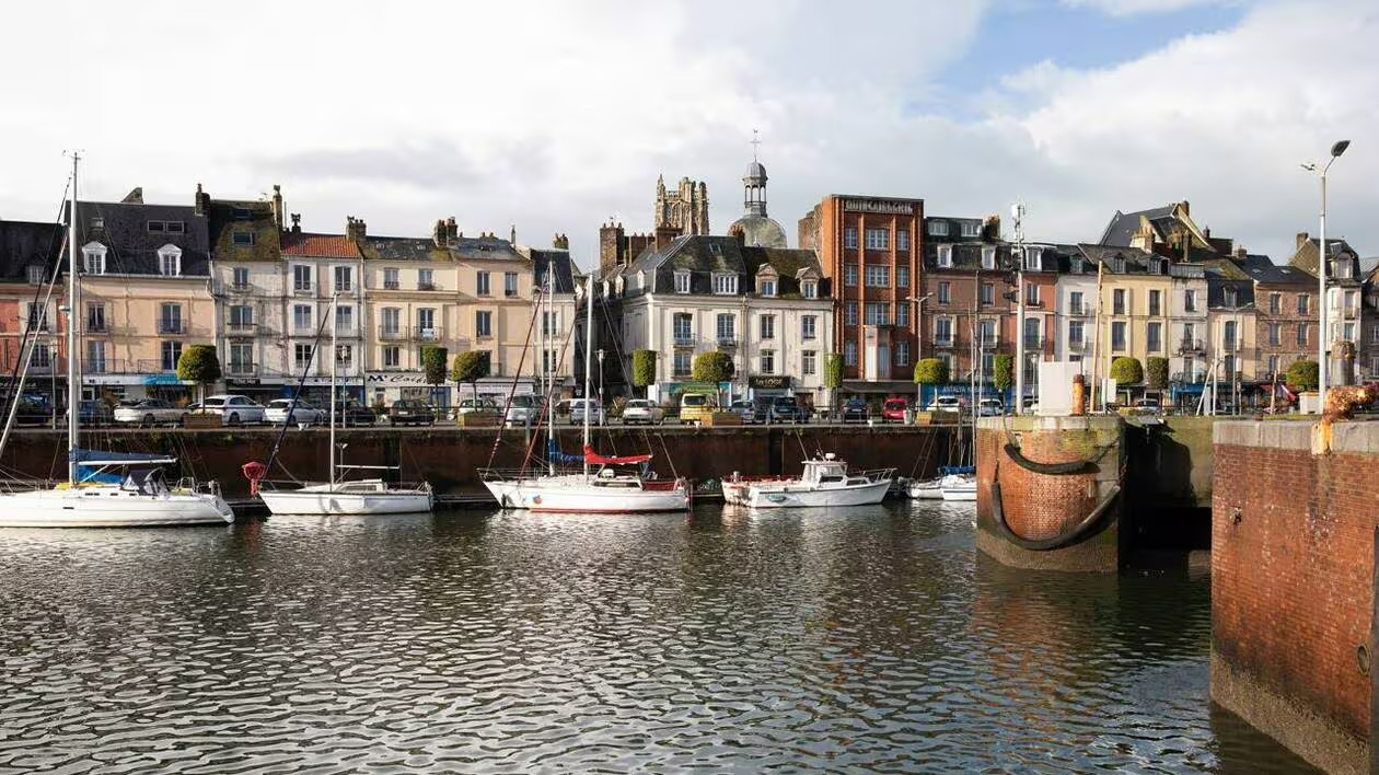 Immeuble Dieppe 5 appartements 328 m2