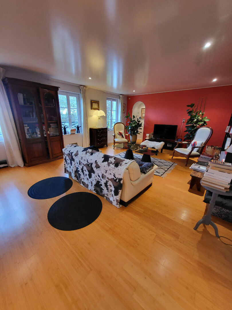 Appartement de Prestige dans une Maison Bourgeoise avec Parc Privé - Gouy