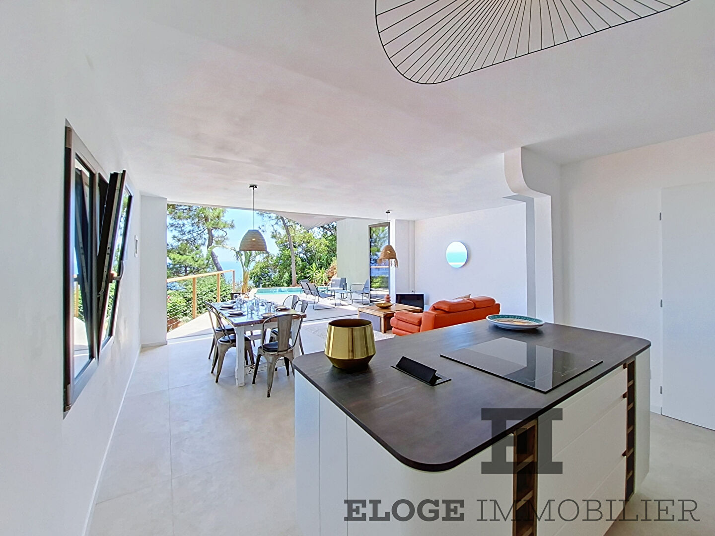Villa d'exception avec vue mer panoramique  : Théoule-sur-Mer, Hameau de Miramar
