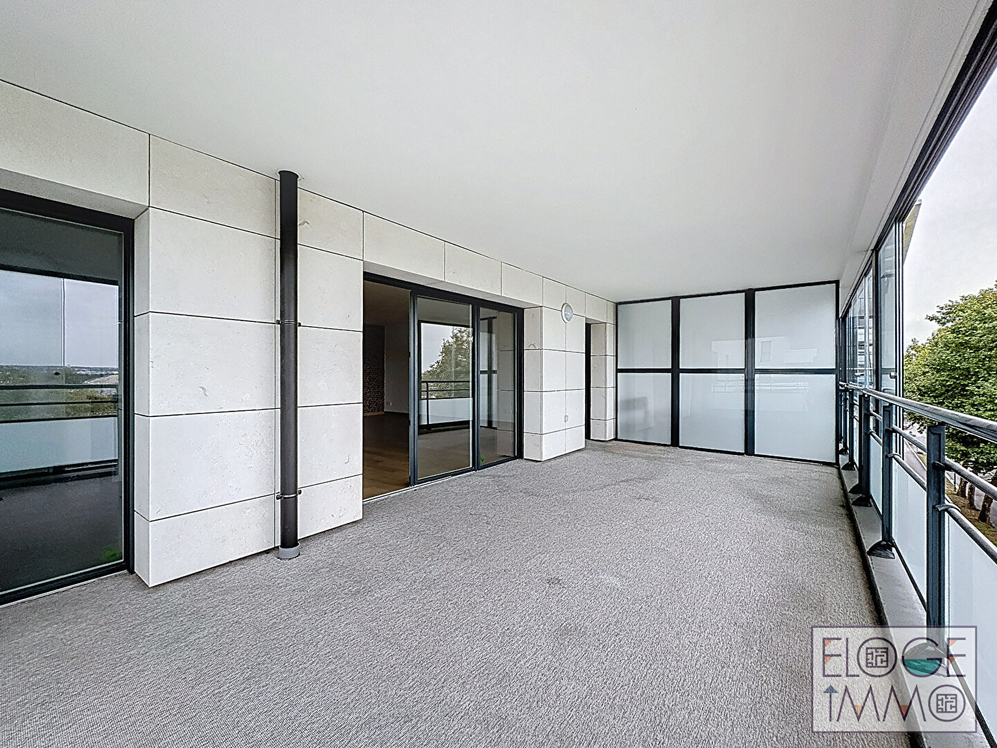 Appartement Rouen docks t4 contemporain avec grande terrasse couverte