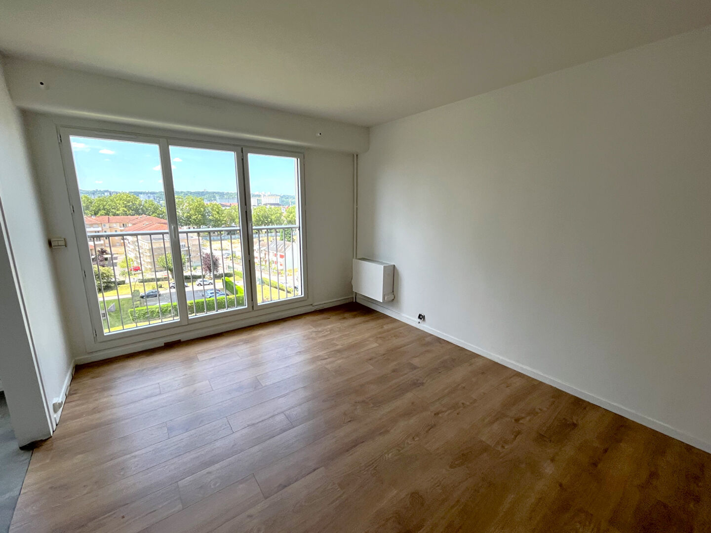 Appartement 2 pièces de 48m² en très bon état avec parking - Rouen Gauche - Secteur St Julien