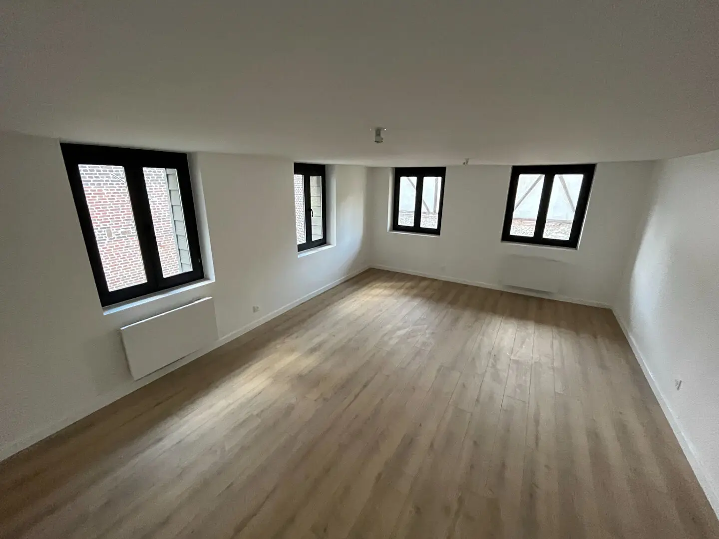 Appartement 2 pièces de 42m² refait à neuf - Rouen droite - Secteur Gare
