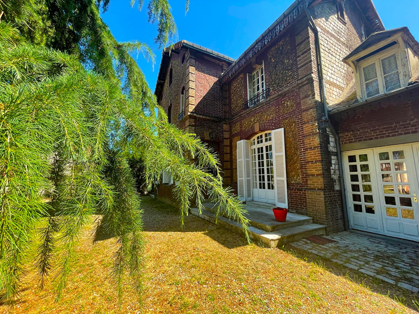Maison de 12 pièces proche de ROUEN