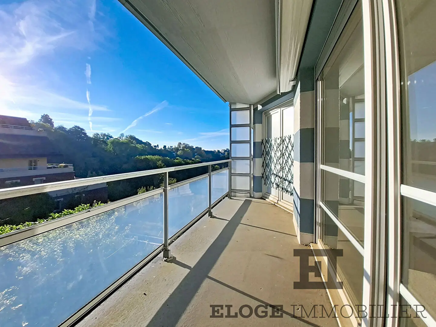 MONT-SAINT-AIGNAN  T2 AVEC TERRASSE, PARKING ET CAVE AU SEIN D'UNE RÉSIDENCE SERVICES SENIORS