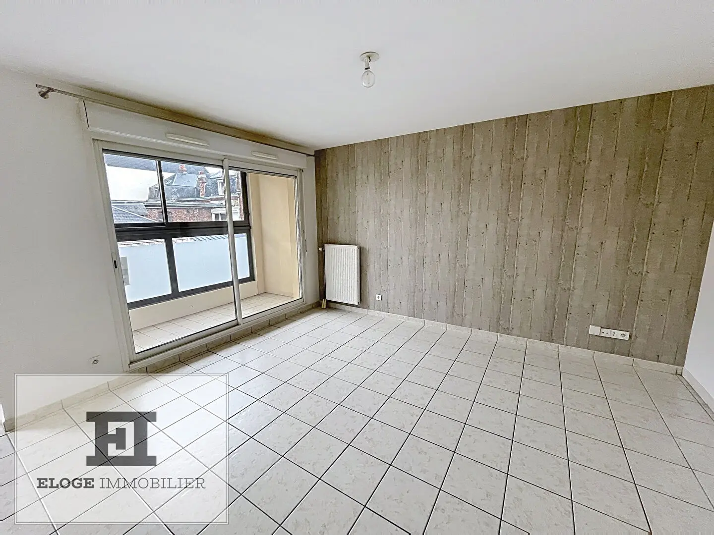 Appartement 2 pièces de 43m² avec loggia et parking en ss - Rouen gauche - Secteur clinique Mathilde / Citée Administrative