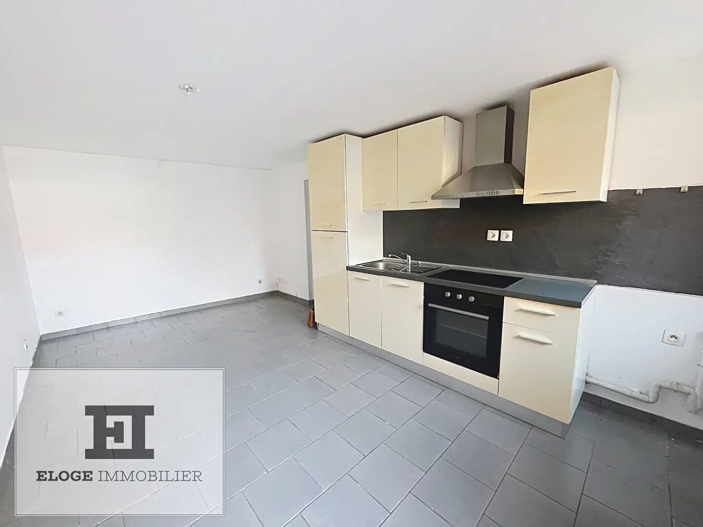 Appartement 2 pièces de 32m² avec cour privative - Rouen gauche - Secteur Jardin des Plantes