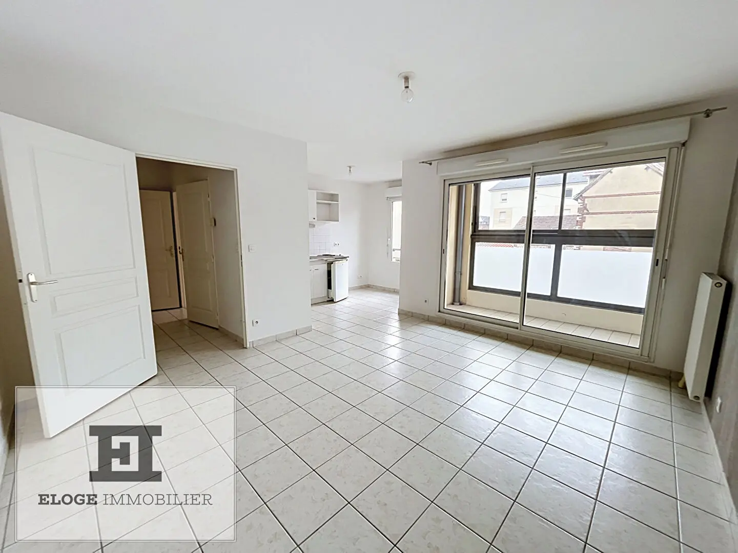 Appartement 2 pièces de 43m² avec loggia et parking en ss - Rouen gauche - Secteur clinique Mathilde / Citée Administrative