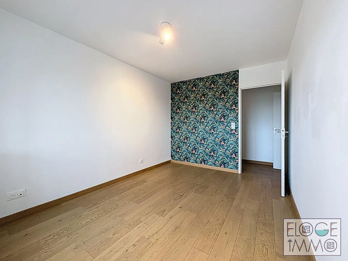Appartement Rouen docks t4 contemporain avec grande terrasse couverte