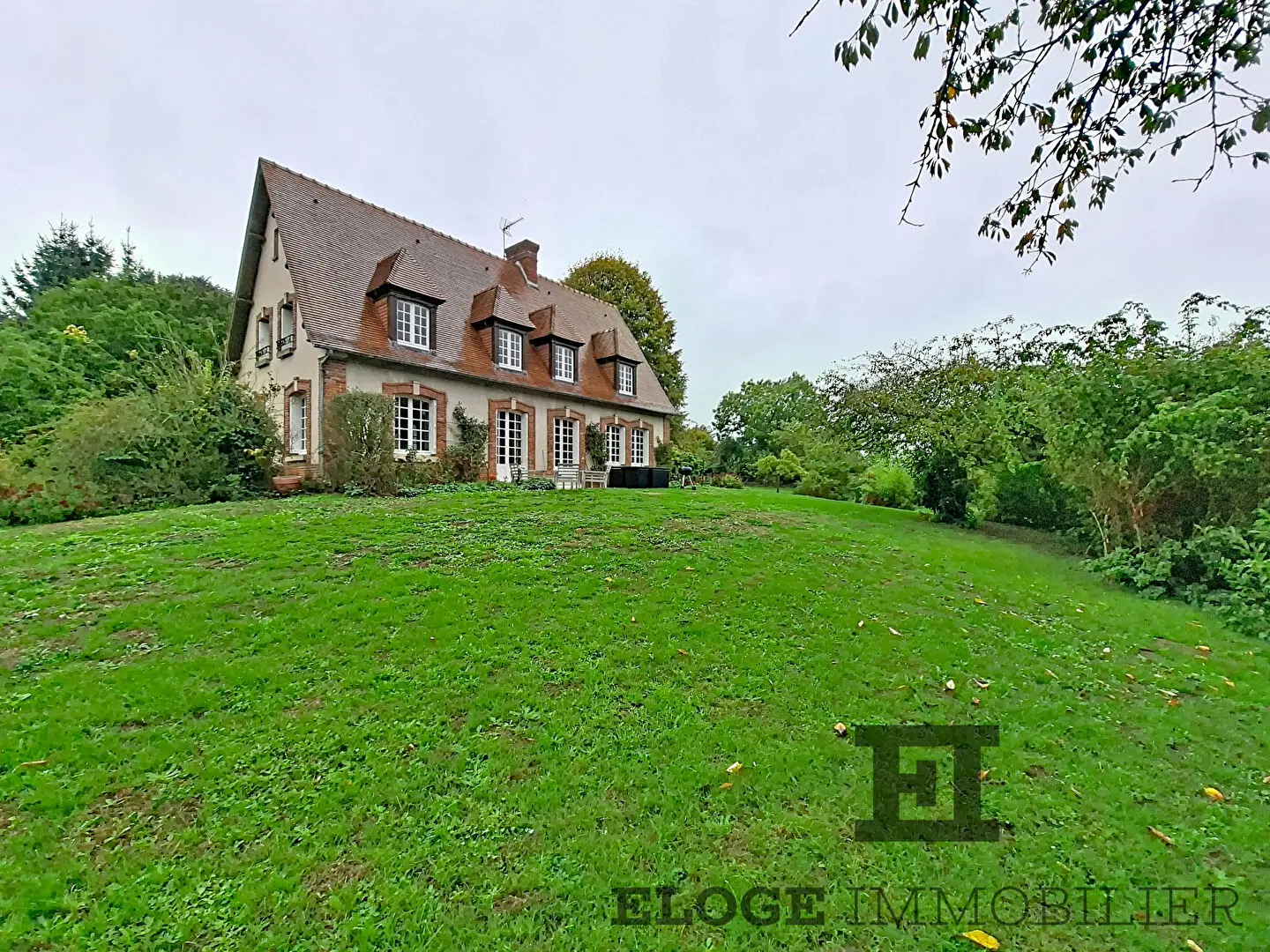 Maison  normande Montigny 175m2 avec jardin arboré