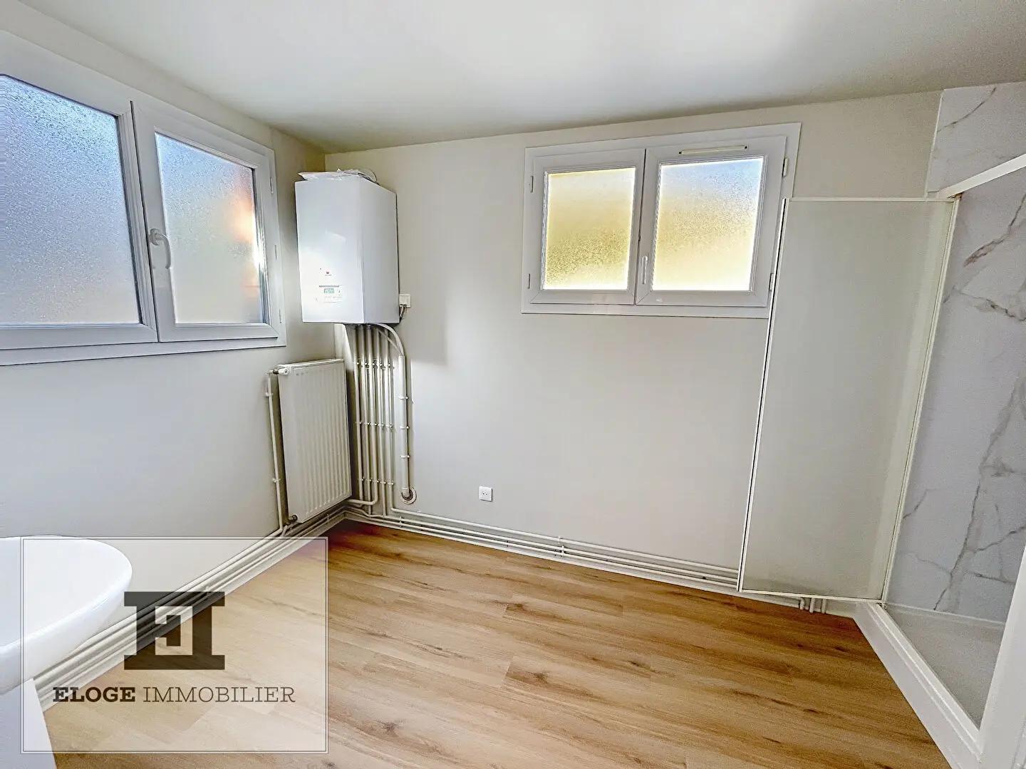 Appartement 4 pièces rénové en duplex de 94m² avec parking - Darnetal - Hypercentre