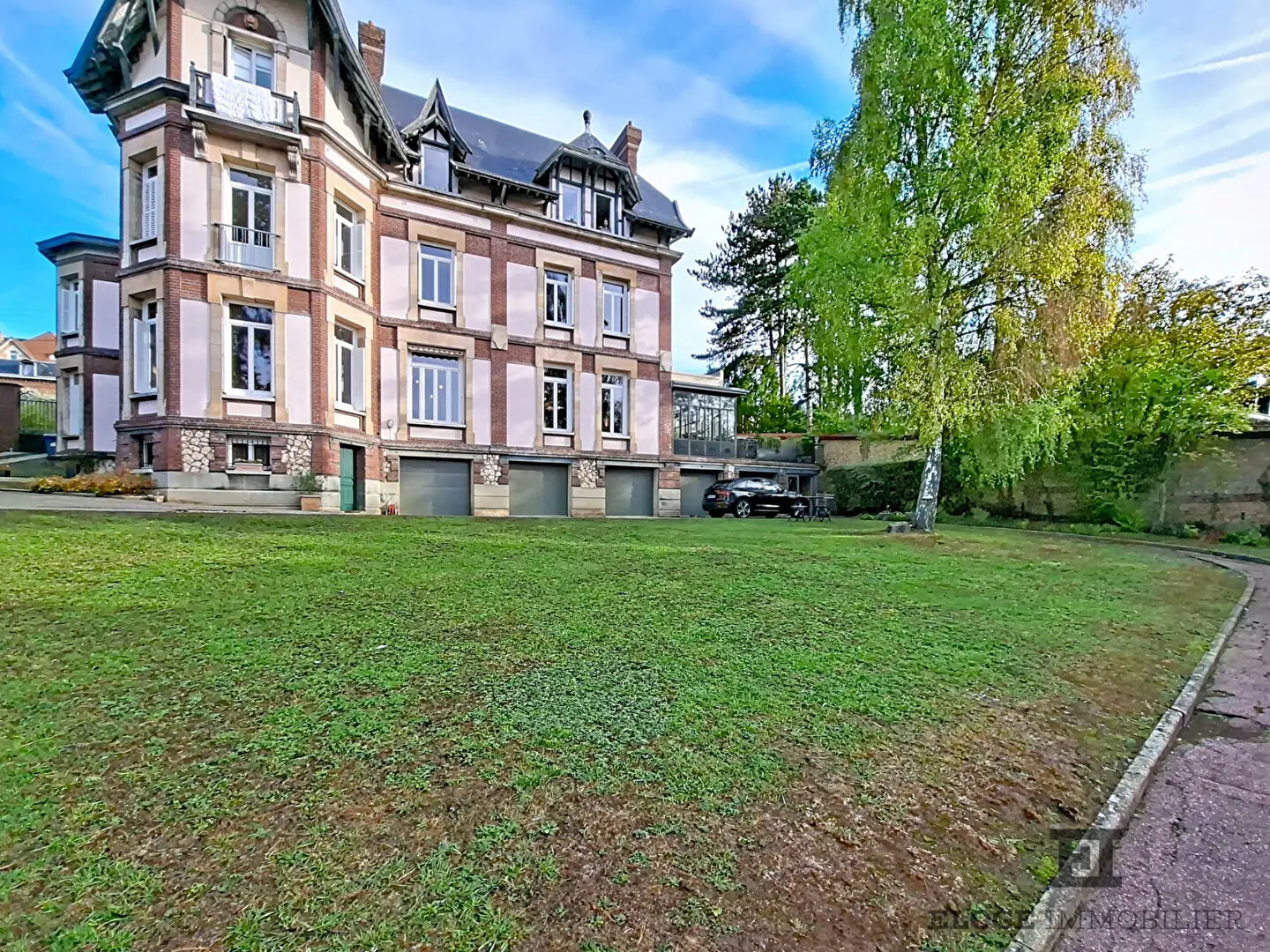 MONT-SAINT-AIGNAN SAINT-ANDRÉ | UN APPARTEMENT D'EXCEPTION DE 245 m² AU C?UR D'UN PARC  -.Exclusivité