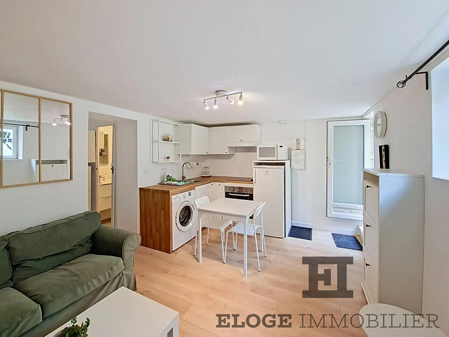 Appartement Trouville Sur Mer  t1bis avec deux courettes