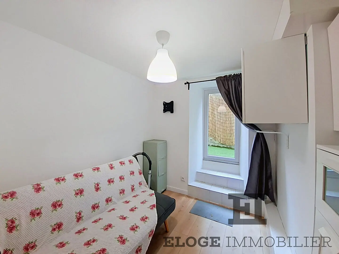 Appartement Trouville Sur Mer  t1bis avec deux courettes