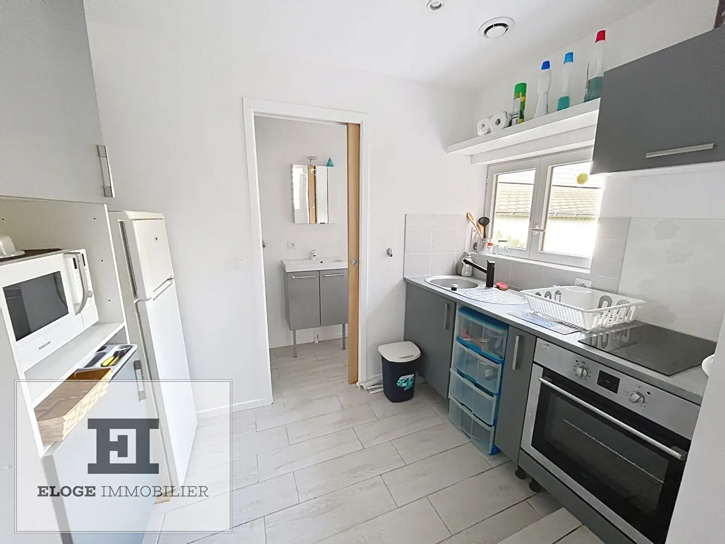 Maisonnette F1bis de 26m² (30m² au sol) en duplex meublée - Rouen droite - Secteur Boulingrin / Cimitiere du Monumental