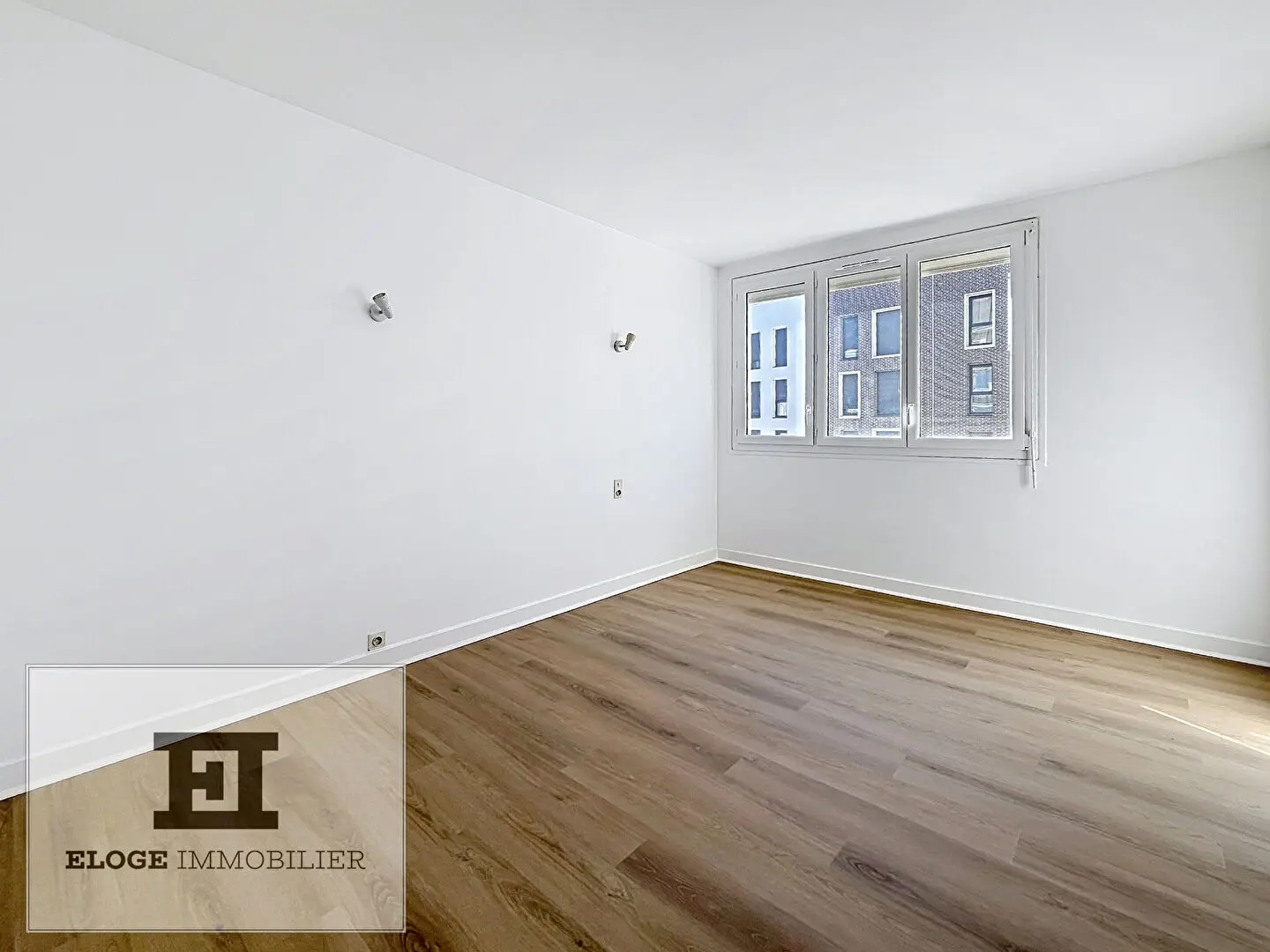 Appartement 4 pièces de 80m² avec balcon et box - Rouen droite - Secteur Préfecture