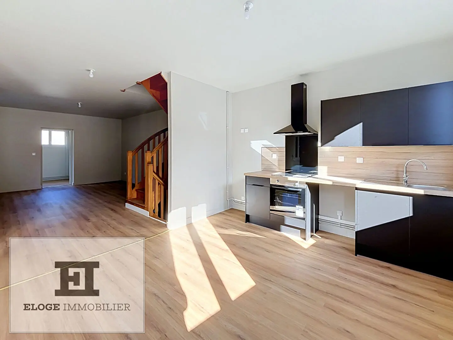 Appartement 4 pièces rénové en duplex de 94m² avec parking - Darnetal - Hypercentre