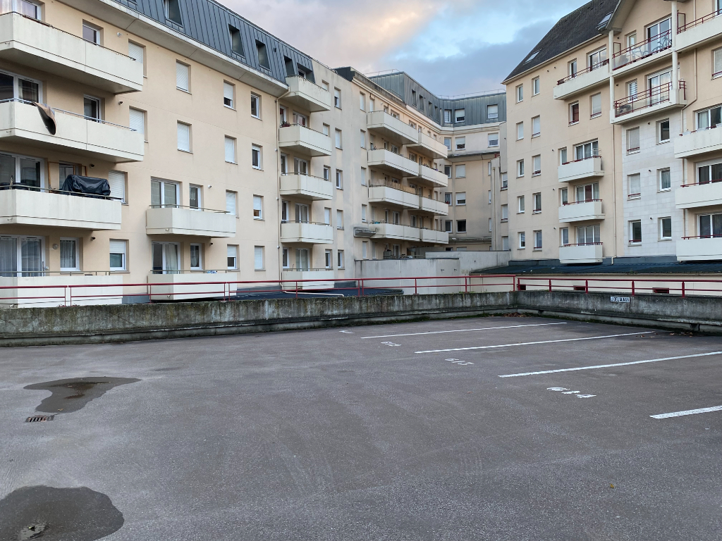 Place de parking - ROUEN rive gauche - Quartier Centre St Sever