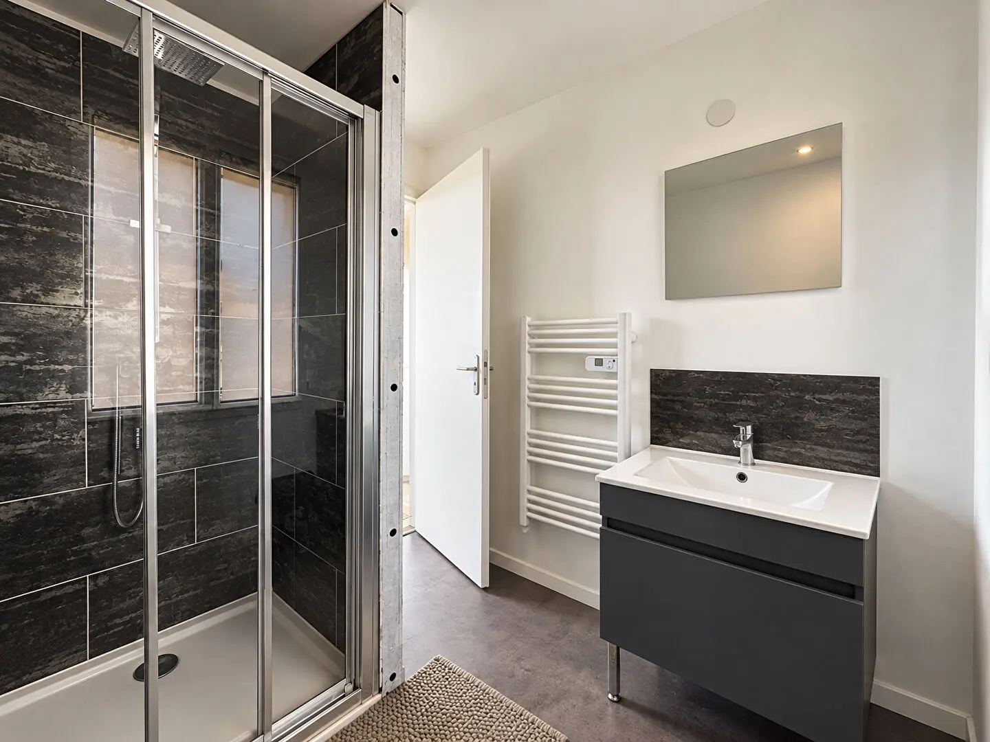 INVESTISSEMENT LOCATIF - DARNÉTAL - MAISON VENDUE LOUÉE