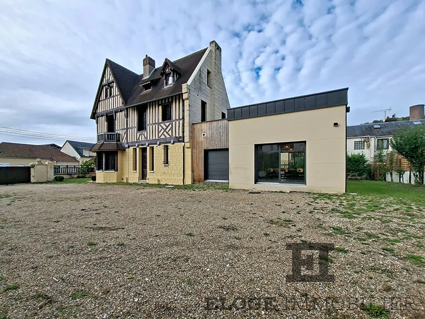 À LOUER MAISON MEUBLÉE AVEC 10 CHAMBRES ET GRAND JARDIN ? BAPEAUME-LÈS-ROUEN
