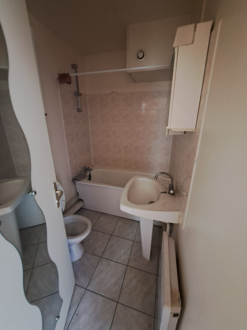 Maison Sotteville Les Rouen t3 avec cour privative