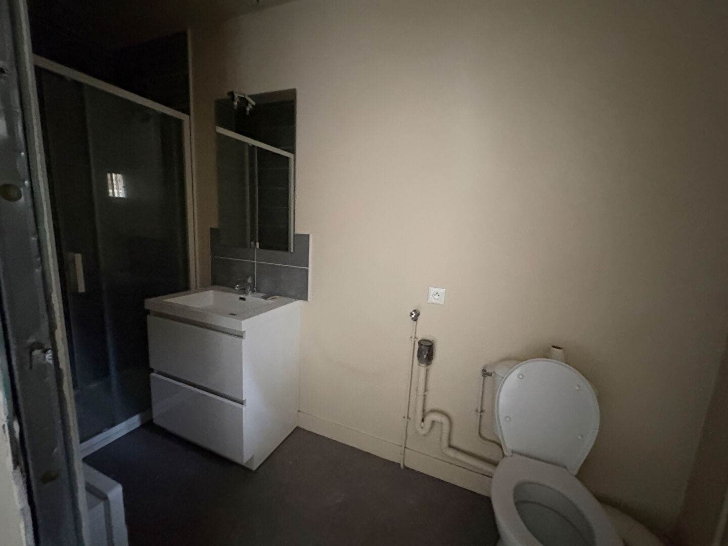 À vendre - Plateau aménageable Rue Saint-André, Rouen (proche Gare)