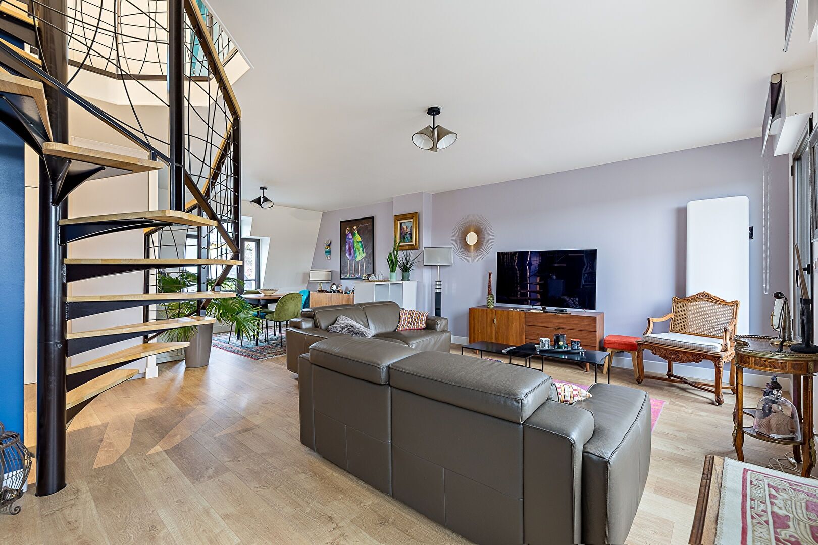 Appartement Centre ROUEN 3 chambres, ascenseur, cave et Parking!