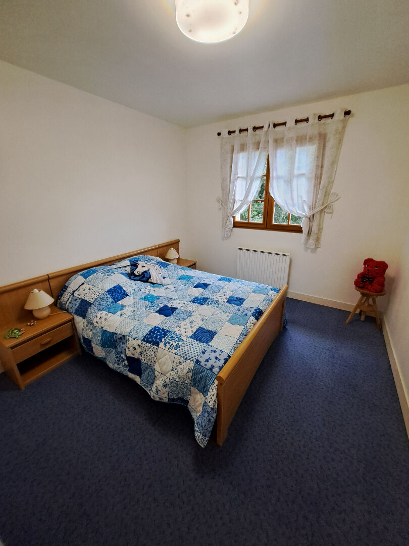 Maison Le Thuit  avec ponton à bateaux