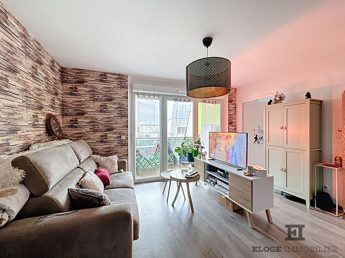 Bois-Guillaume - T2 moderne avec balcon, ascenseur et double stationnement Vendu loué