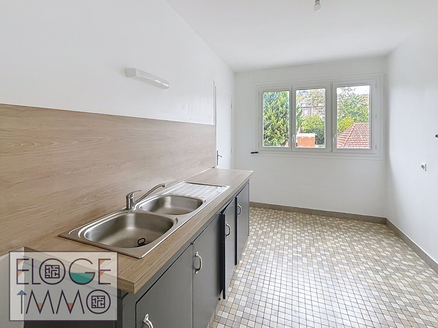 Appartement 4 pièces de 97m² - Rouen droite - Secteur Préfecture - Balcon et box