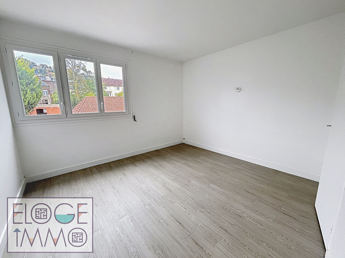 Appartement 4 pièces de 97m² - Rouen droite - Secteur Préfecture - Balcon et box