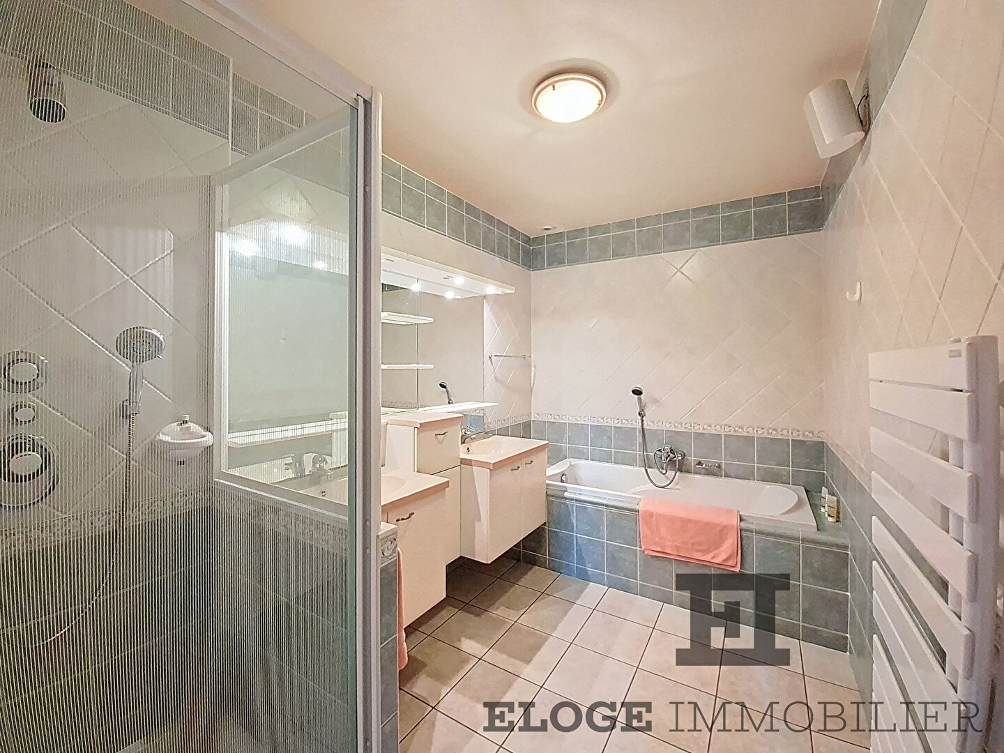 Maison contemporaine à Montville 191 m2