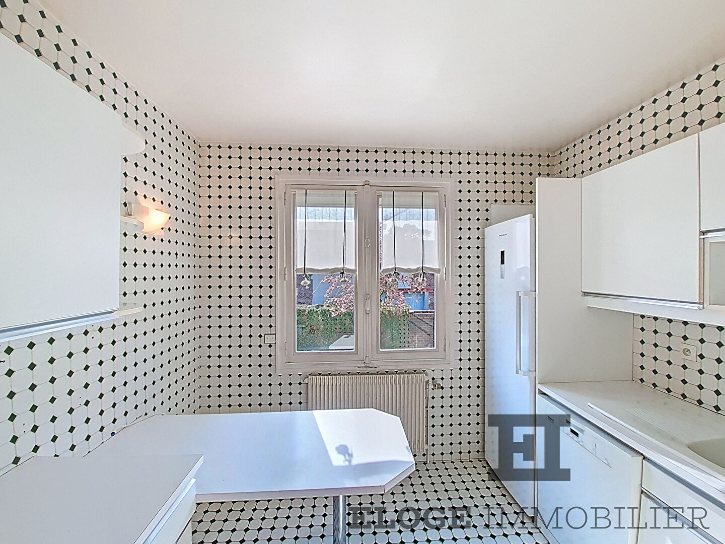 Maison Bihorel village